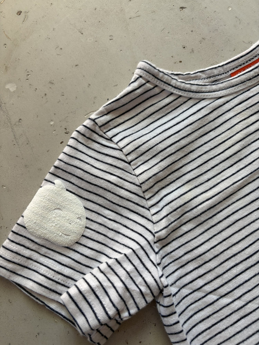 Plooofed Striped Halloween tee || 3Y