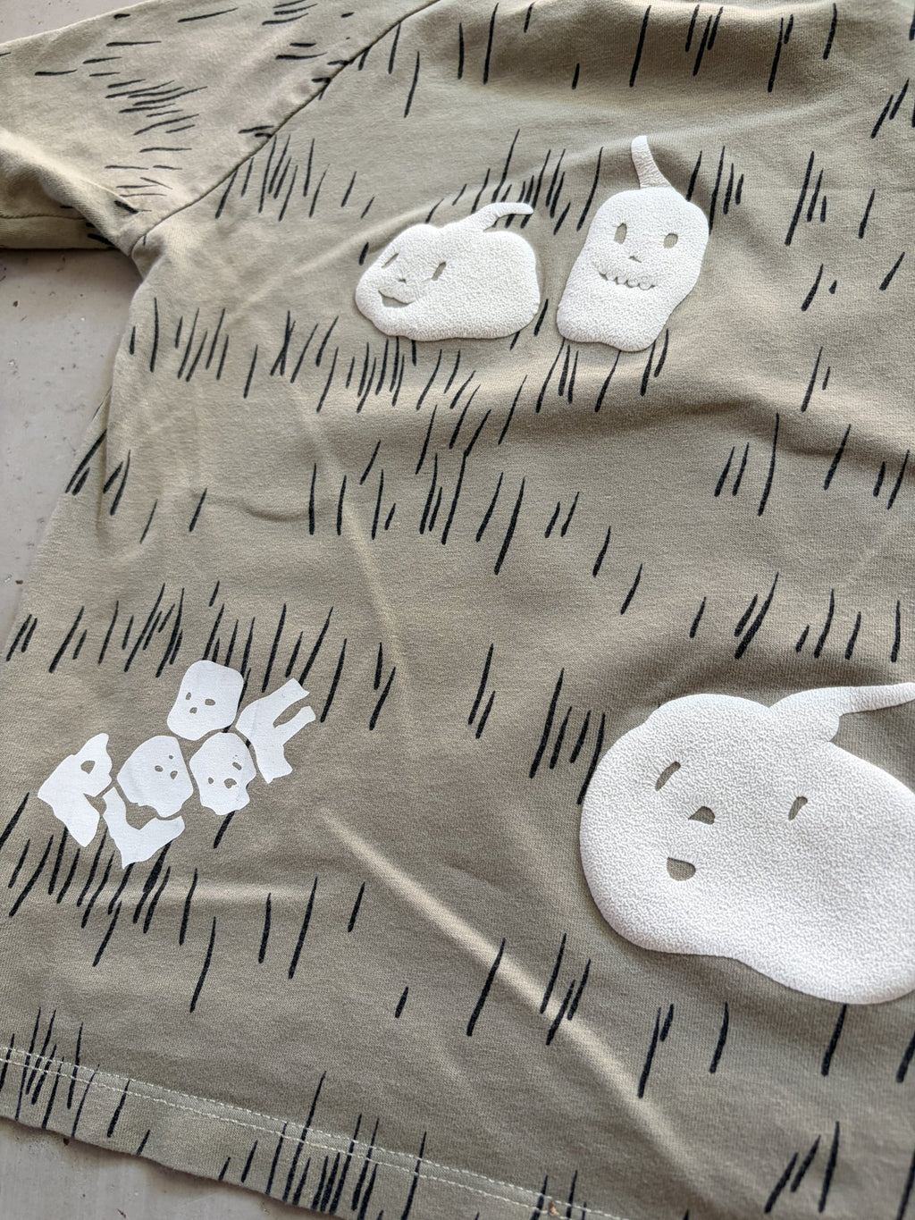 Plooofed Ghosty Halloween organic cotton tee || 2
