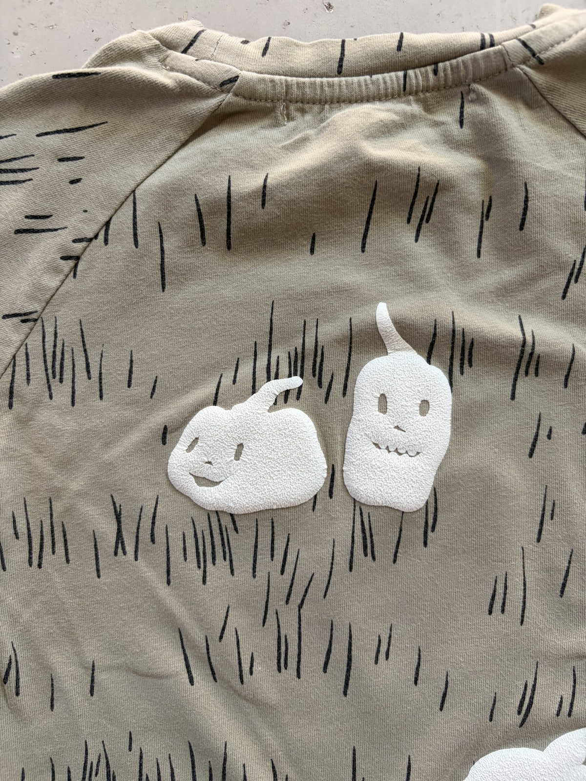 Plooofed Ghosty Halloween organic cotton tee || 2