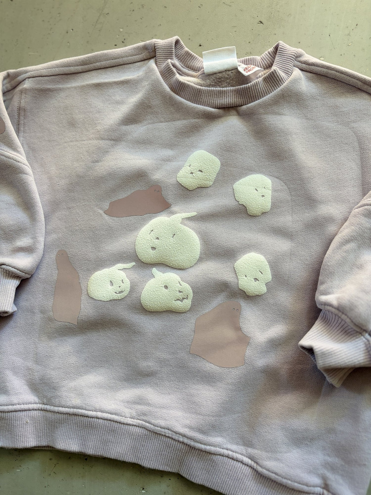 Plooofed Lavender boxy Halloween sweatshirt || 3-4Y