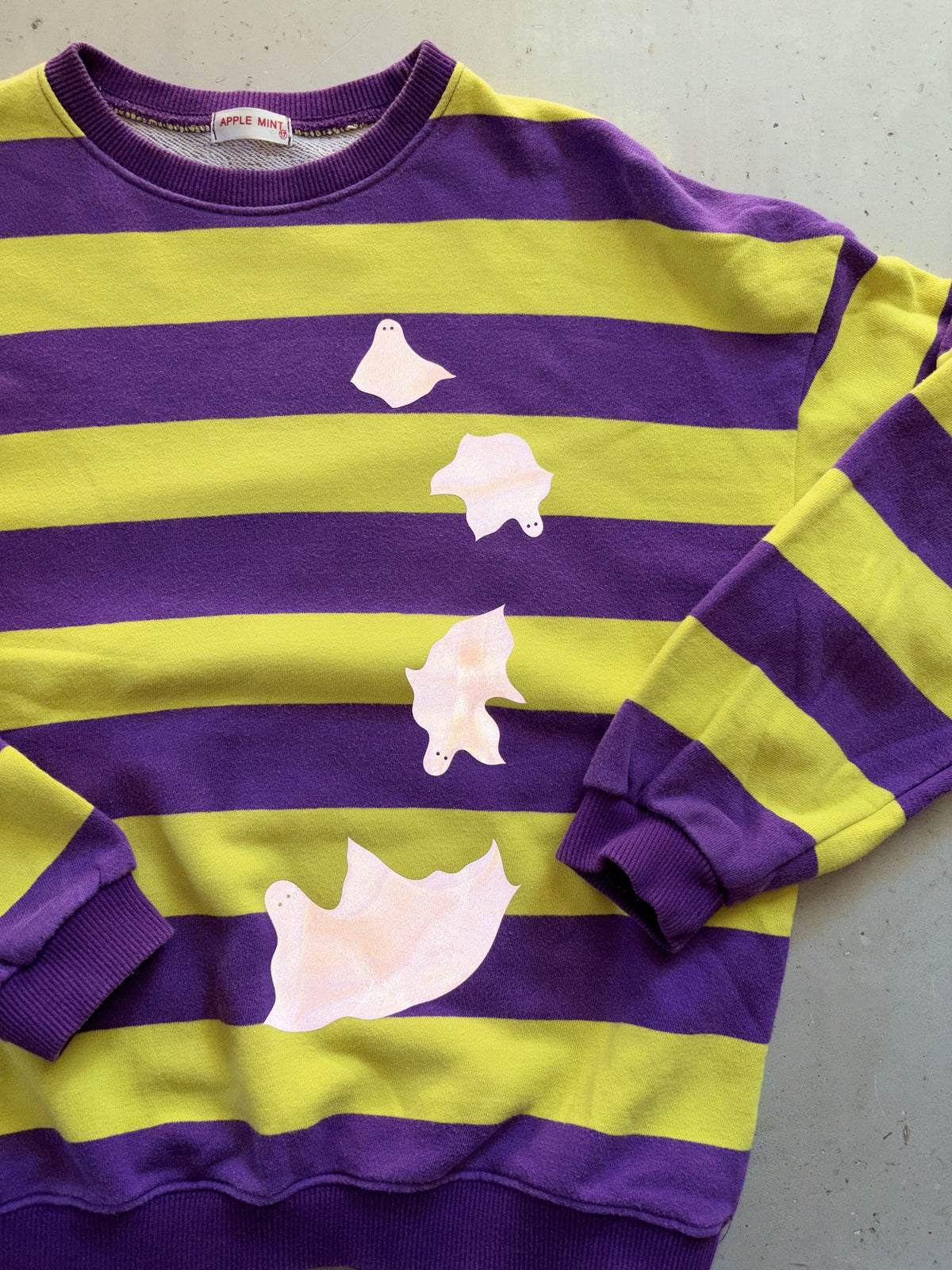 Plooofed Striped Halloween sweatshirt || 9/10 (no tag)