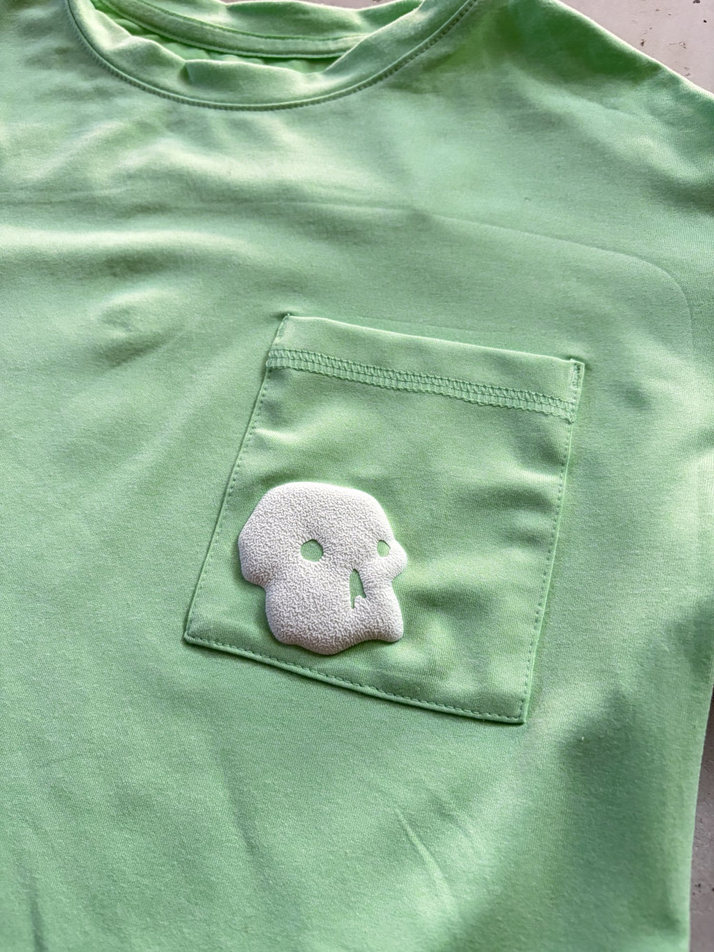 Plooofed Green Halloween sporty tee || 8Y